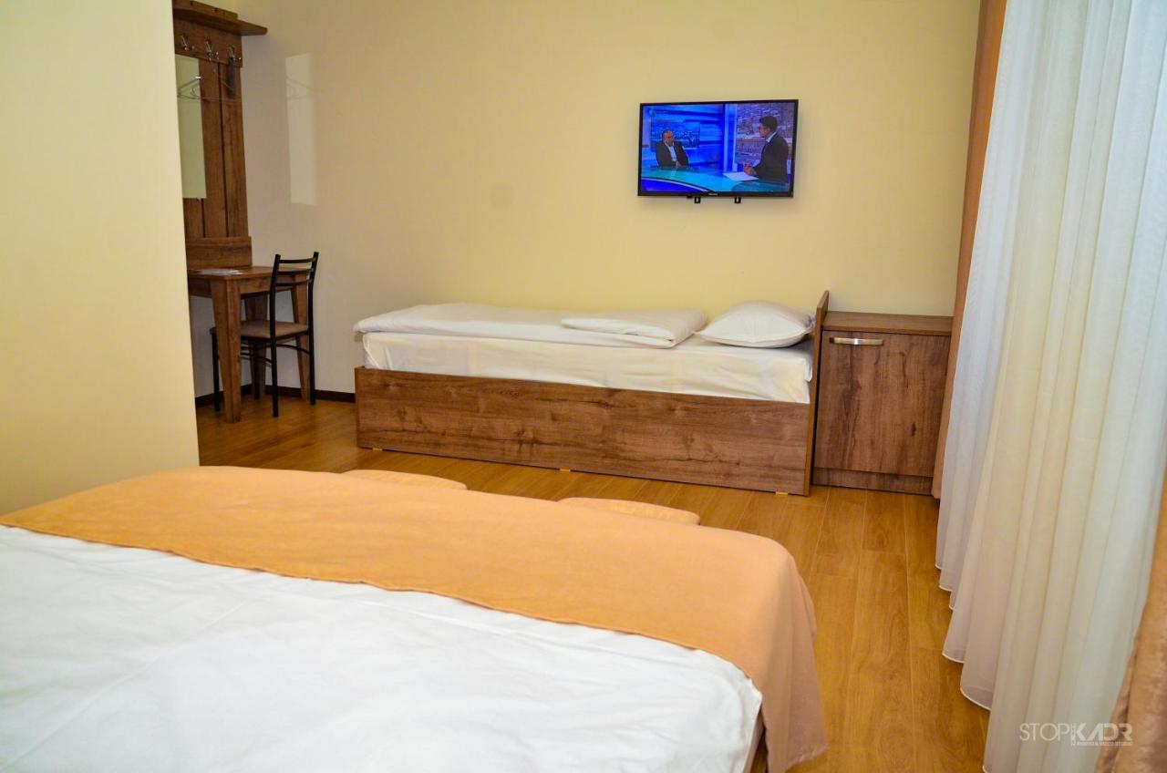 Asour Hotel กอริส ภายนอก รูปภาพ